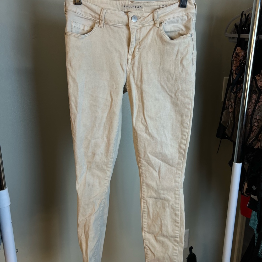 Bullhead Light Tan Low Rise Skinniest Ankle Denim Pants